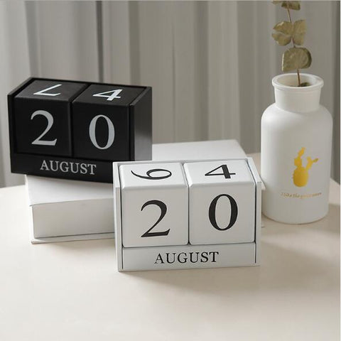 Office Table Wood Calender